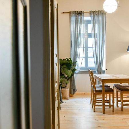 Erst Guest House Атина Екстериор снимка