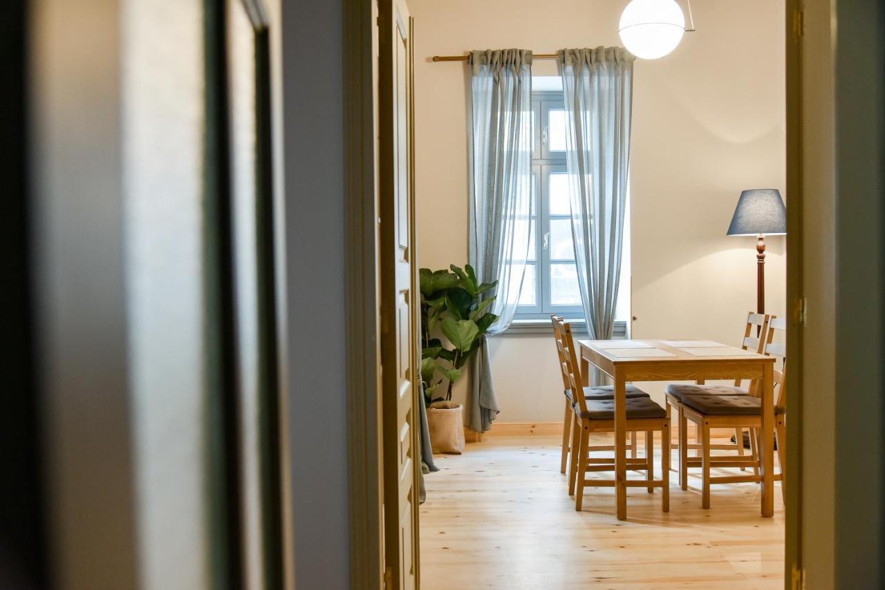 Erst Guest House Атина Екстериор снимка