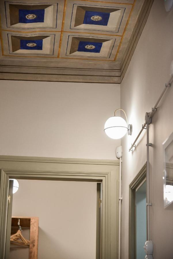 Erst Guest House Атина Екстериор снимка