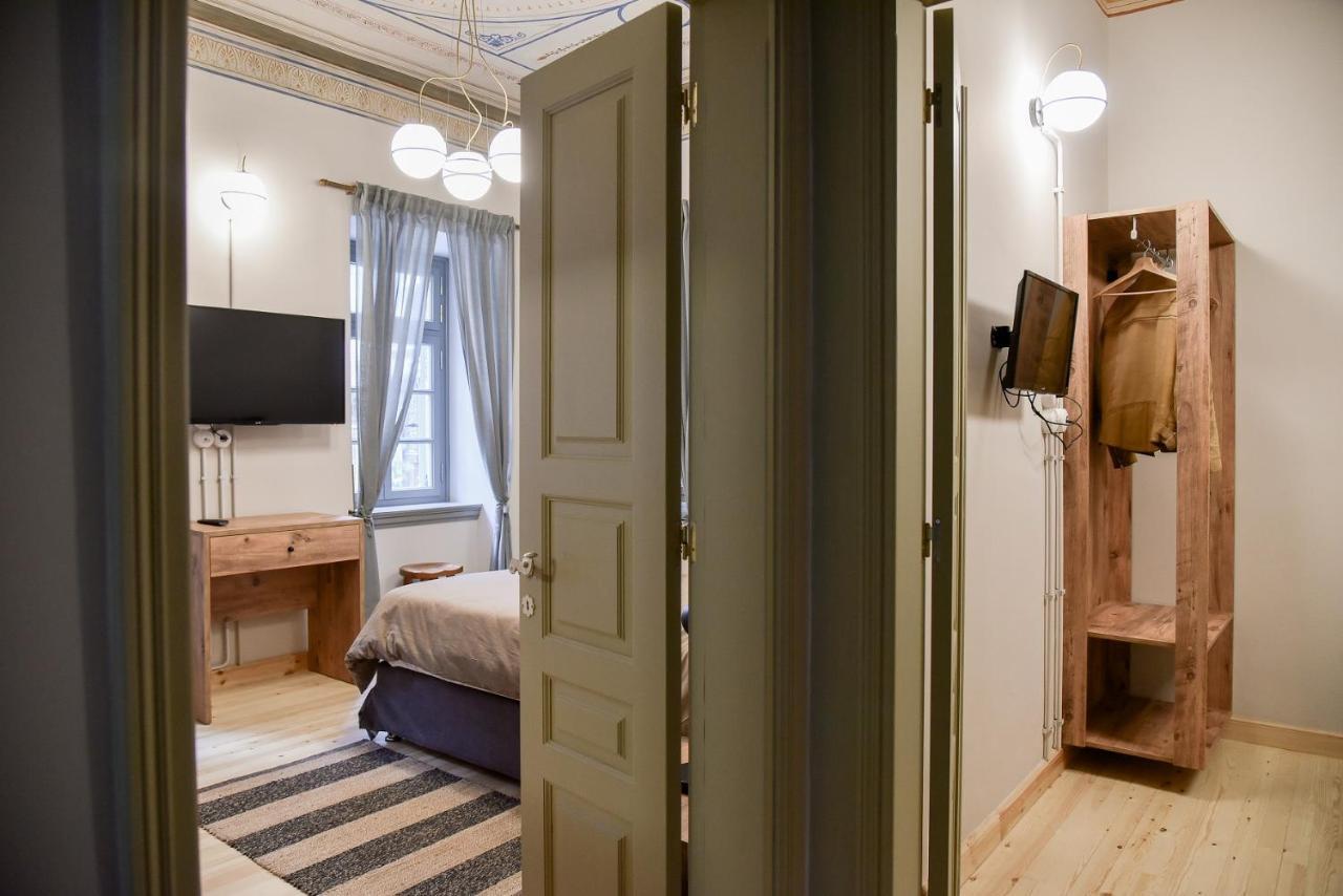 Erst Guest House Атина Екстериор снимка
