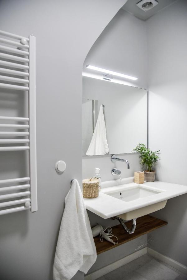 Erst Guest House Атина Екстериор снимка